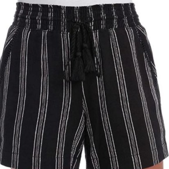 Briggs New York Women's Linen Blend Pull-On Summer Shorts with Pockets and Draws - Picture 4 of 4